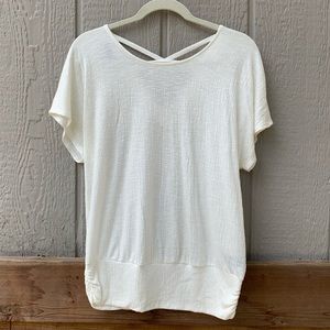 Apt. 9 white textured silky short sleeve flowy top